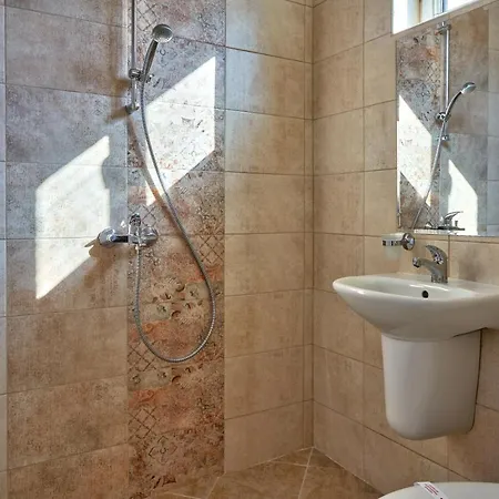 Guest house Kings View 3*